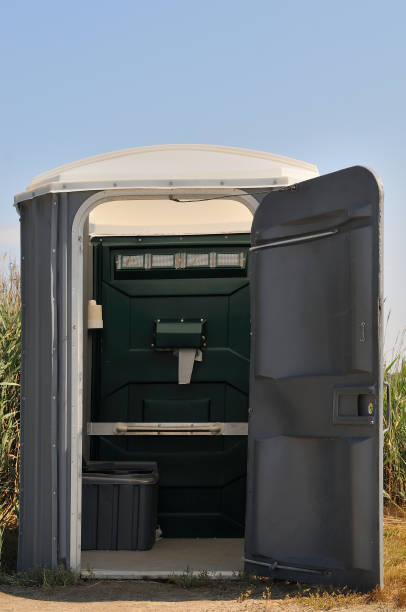 Portable Toilet Options We Offer in Inkster, MI